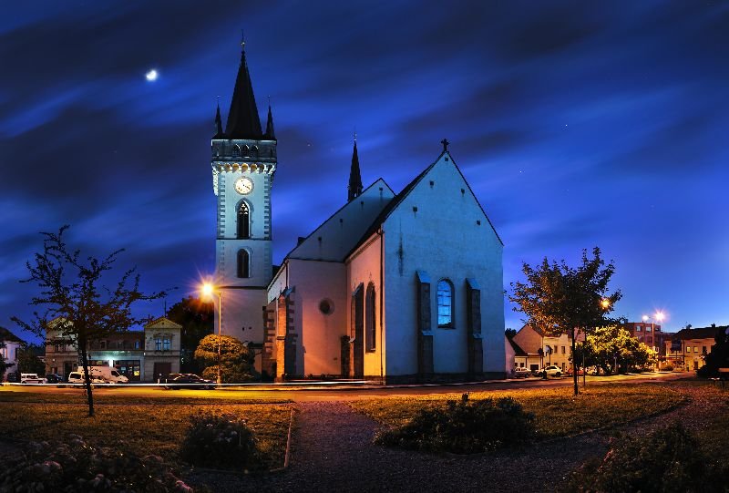 MIC Dvůr Králové nad Labem