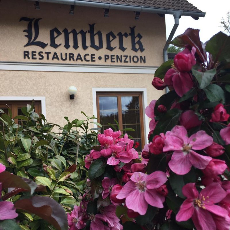 Lemberk Restaurace & Penzion