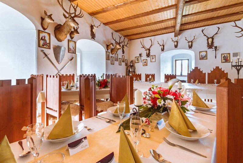 Hrad Vildštejn - restaurace Hodovna