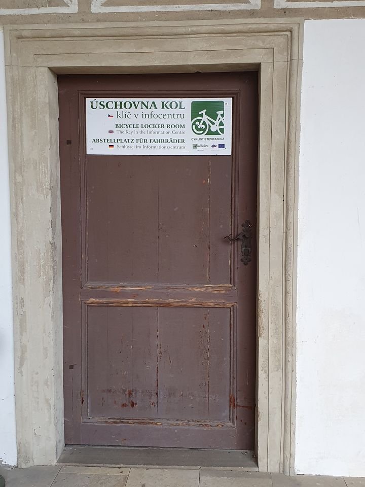 Zámek Benátky nad Jizerou a Infocentrum