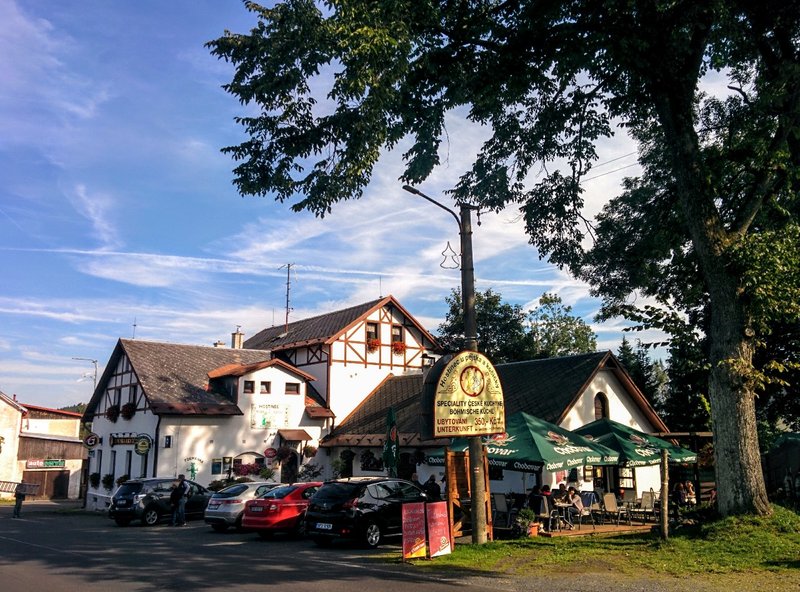 Hostinec U pejska a kočičky