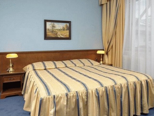 Hotel U Raušů a Bowling s terasou