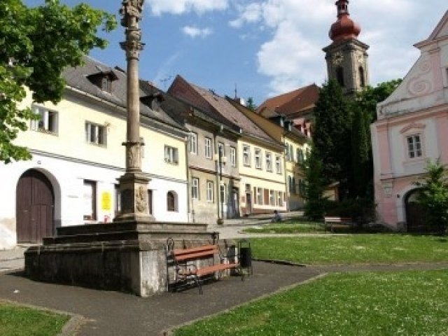 Státní hrad a zámek Bečov